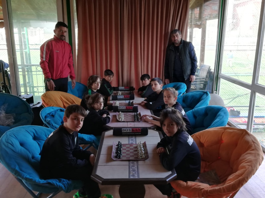 Gümüşsuyu Spor Altyapı / İstanbul